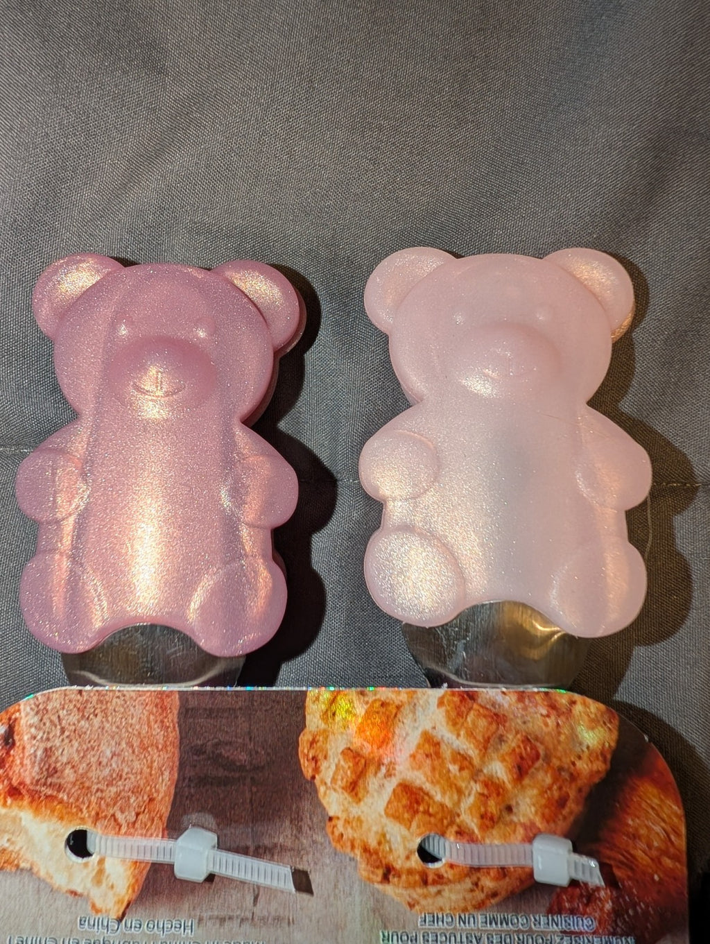 Silicone Kitchen Tongs with Teddy Bear Design, 7 Inch, Pink and Wine Color, 2PK