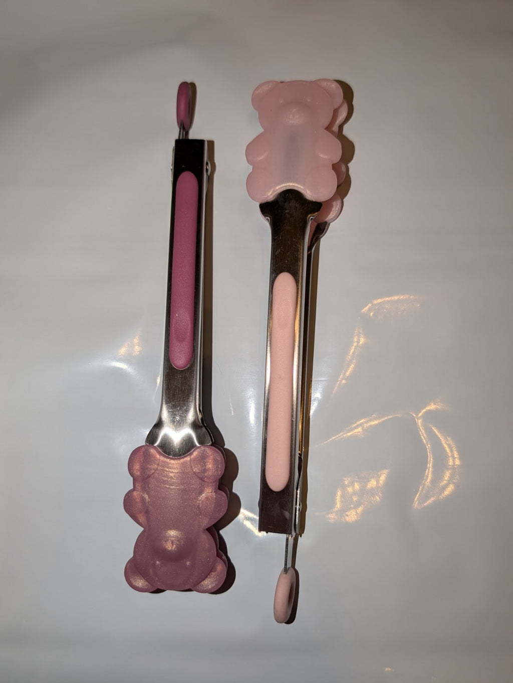 Silicone Kitchen Tongs with Teddy Bear Design, 7 Inch, Pink and Wine Color, 2PK