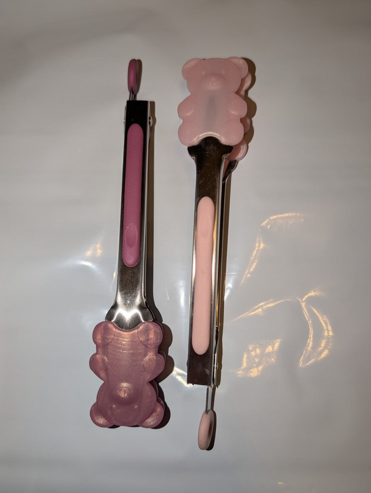 Silicone Kitchen Tongs with Teddy Bear Design, 7 Inch, Pink and Wine Color, 2PK