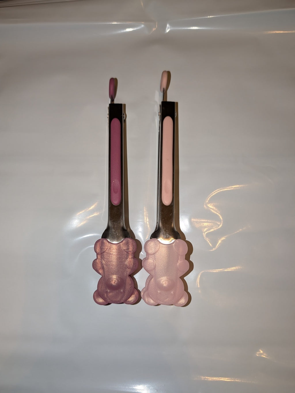Silicone Kitchen Tongs with Teddy Bear Design, 7 Inch, Pink and Wine Color, 2PK